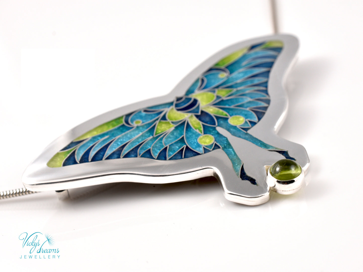 Cloisonné & Champlevé Butterfly Pendant: Peridot-Accented Enamel Artistry Necklace