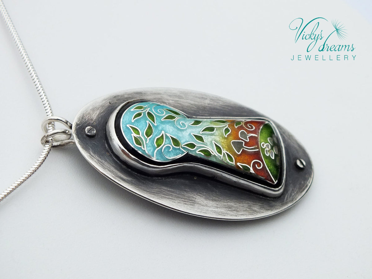 coisonne enamel, keyhole design pendant