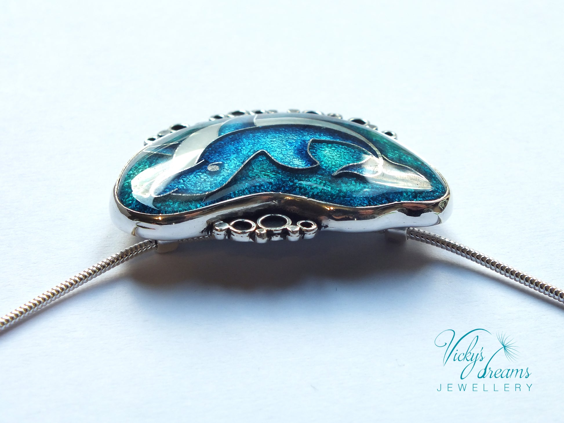 cloisonne-dolphin-necklace