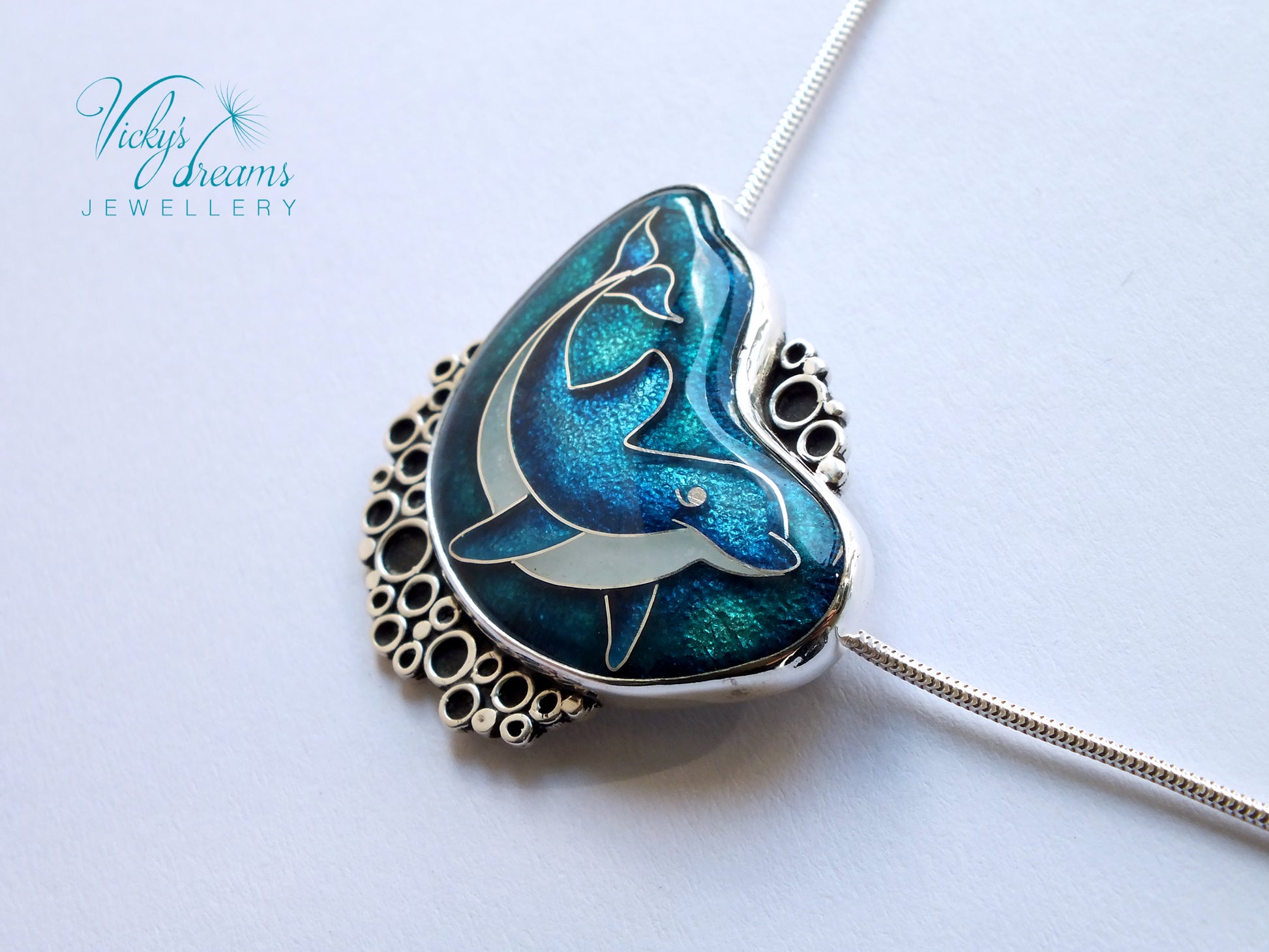 cloisonne-dolphin-necklace
