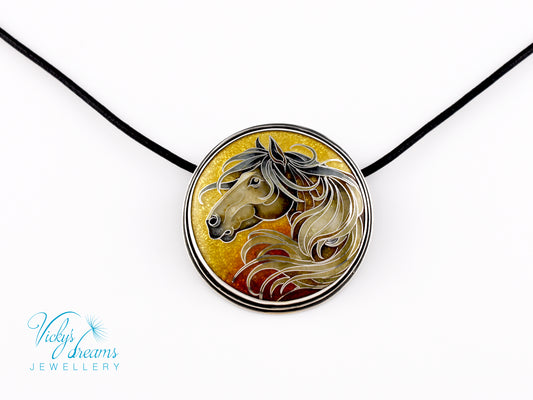 horse-cloisonne-enamel-silver-necklace