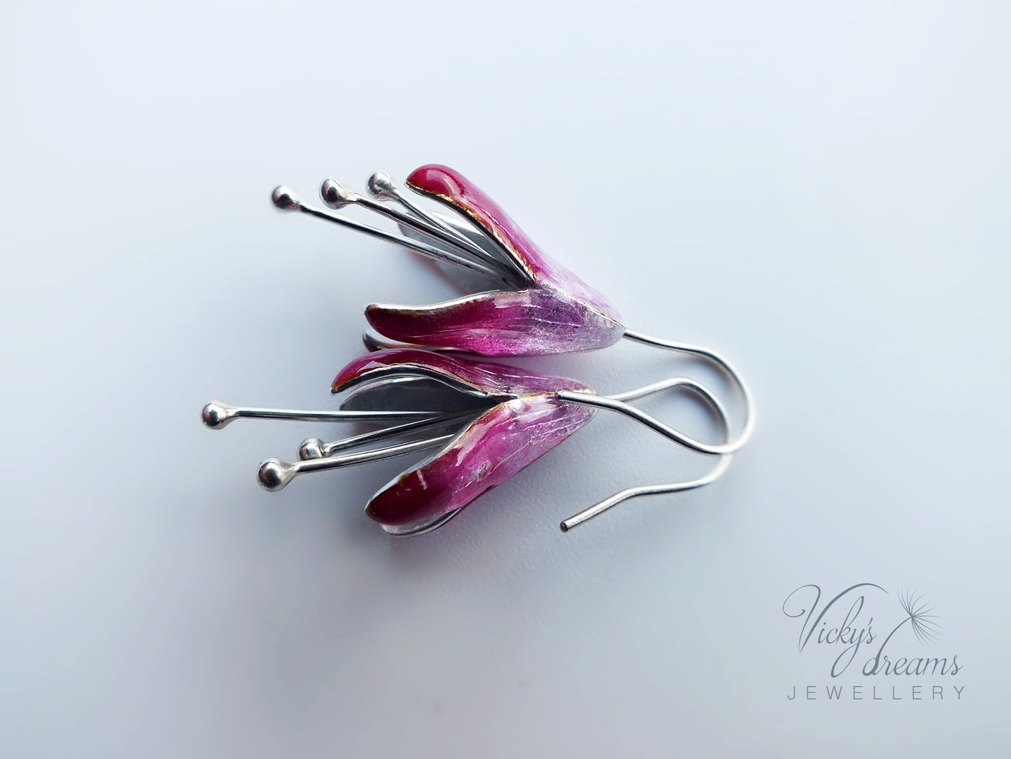 Jewelry with pink and silver enamel   Fuchsia