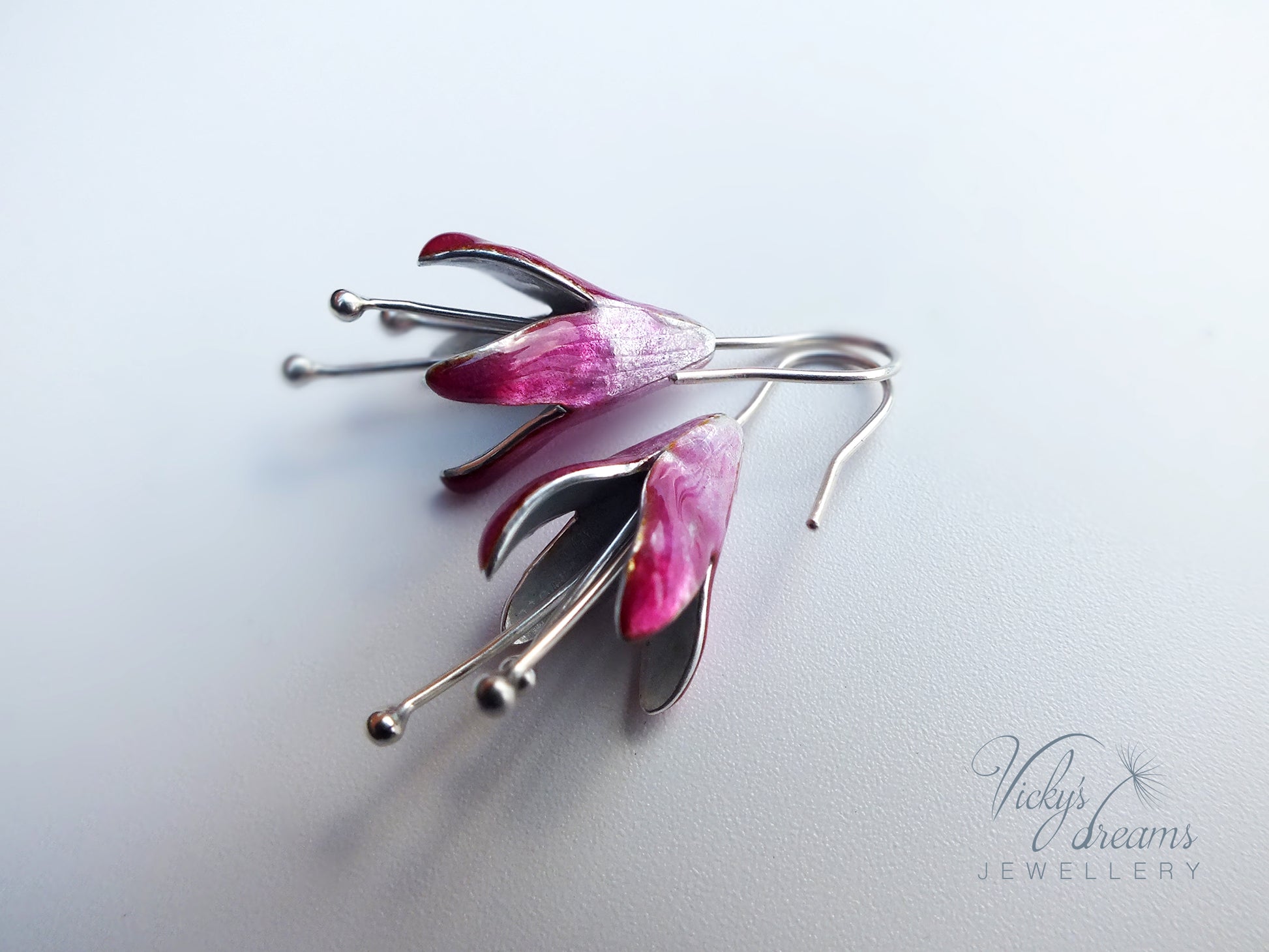 Jewelry with pink and silver enamel   Fuchsia