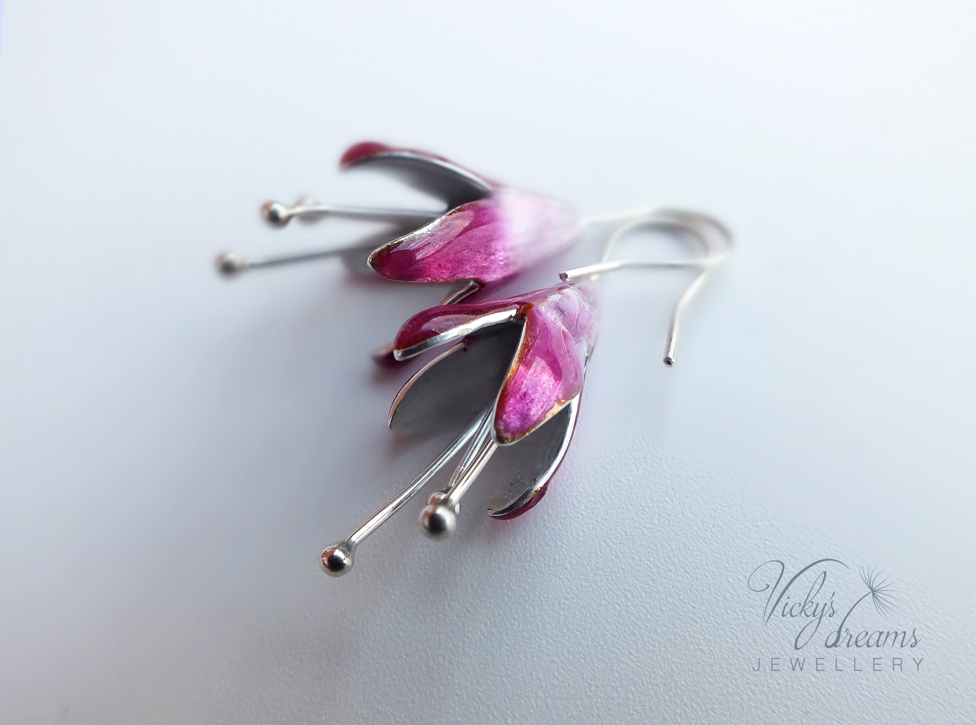 Jewelry with pink and silver enamel   Fuchsia