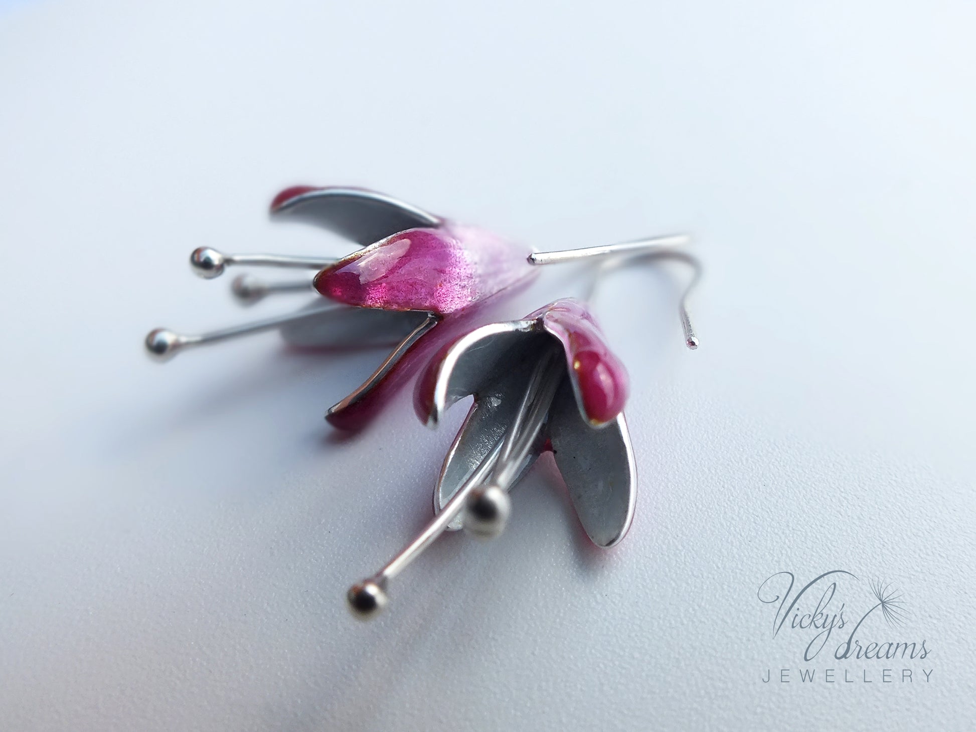 Jewelry with pink and silver enamel   Fuchsia