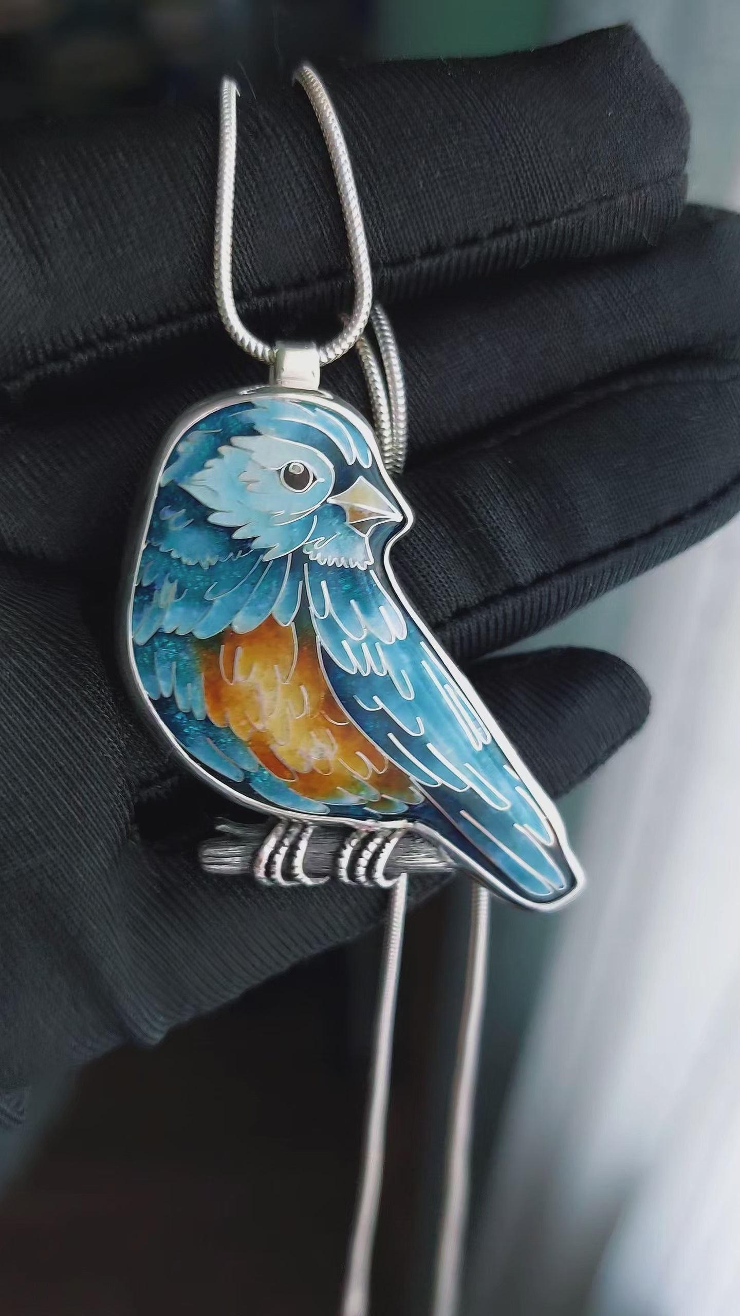 Cloisonné bird pendant in gift box
