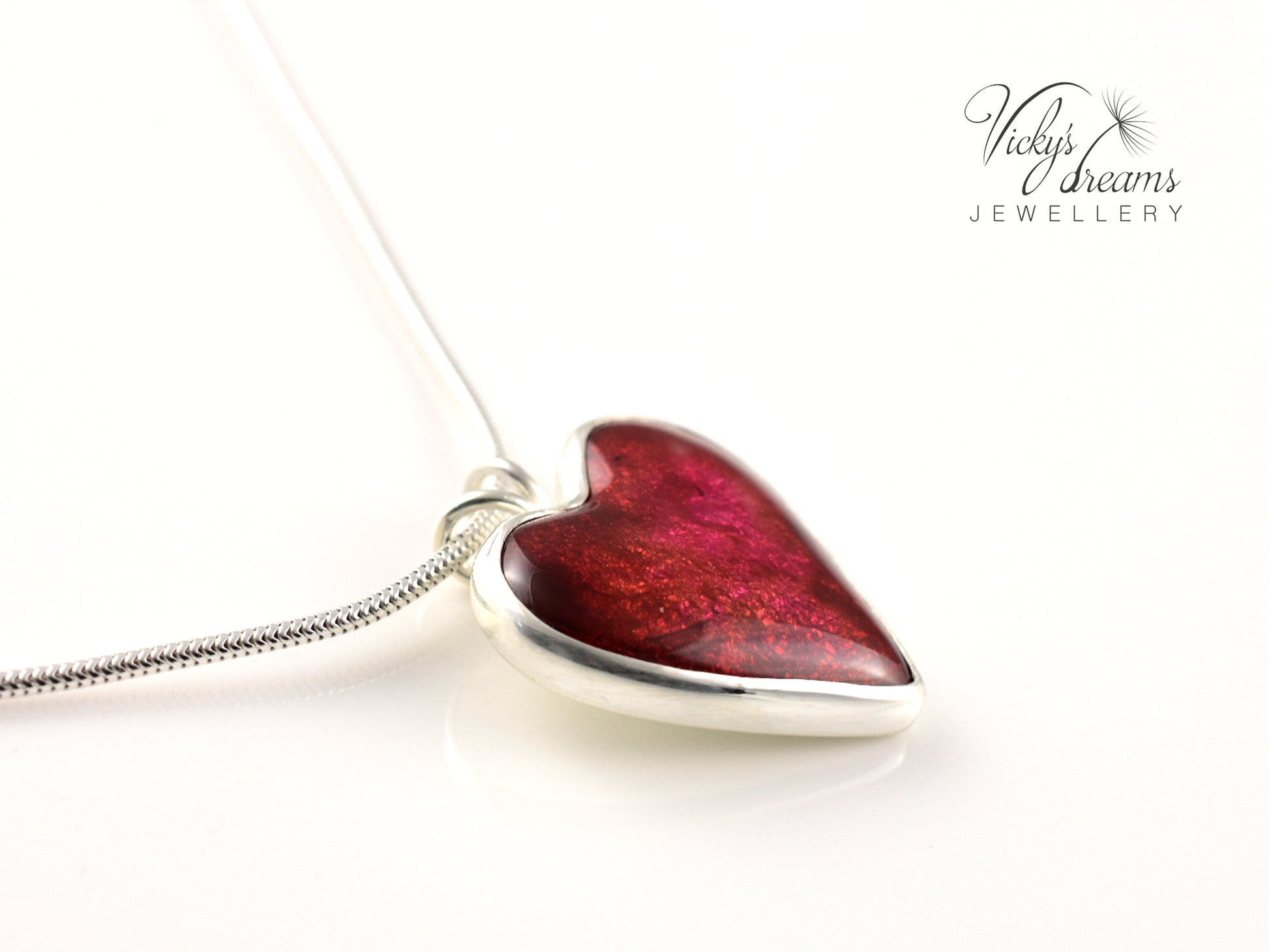 red-heart-enamel-necklace