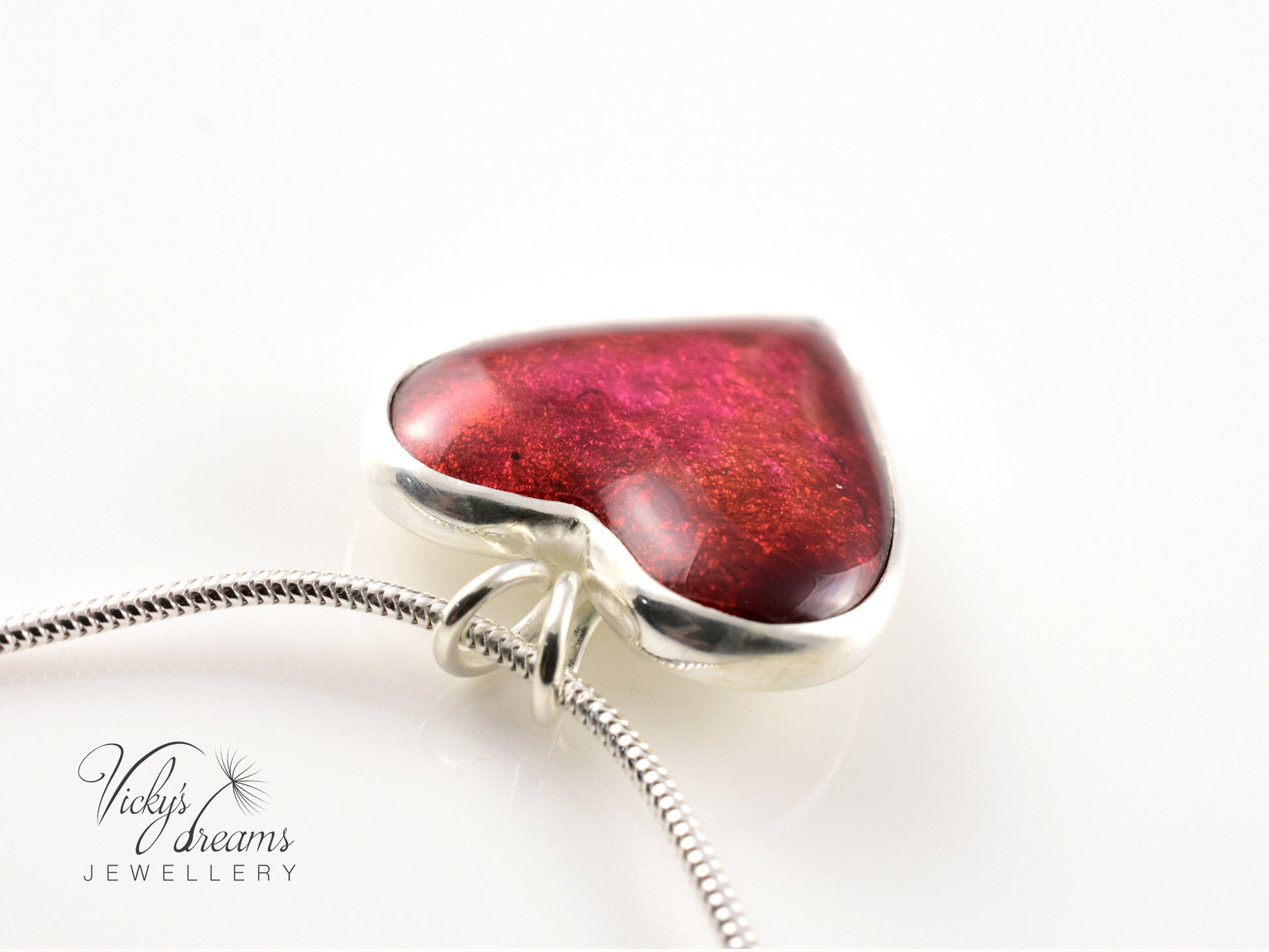 red-heart-enamel-necklace
