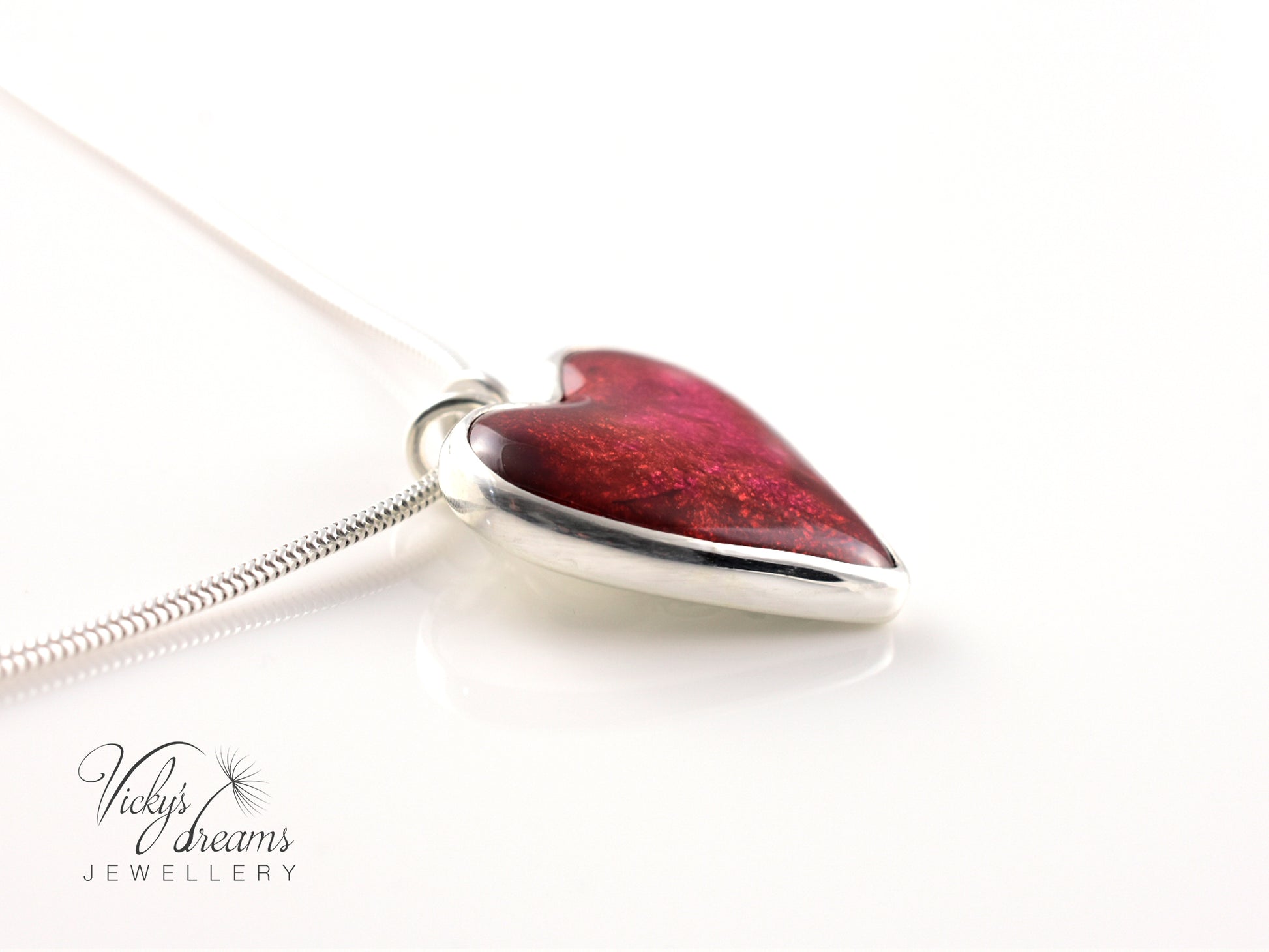 red-heart-enamel-necklace