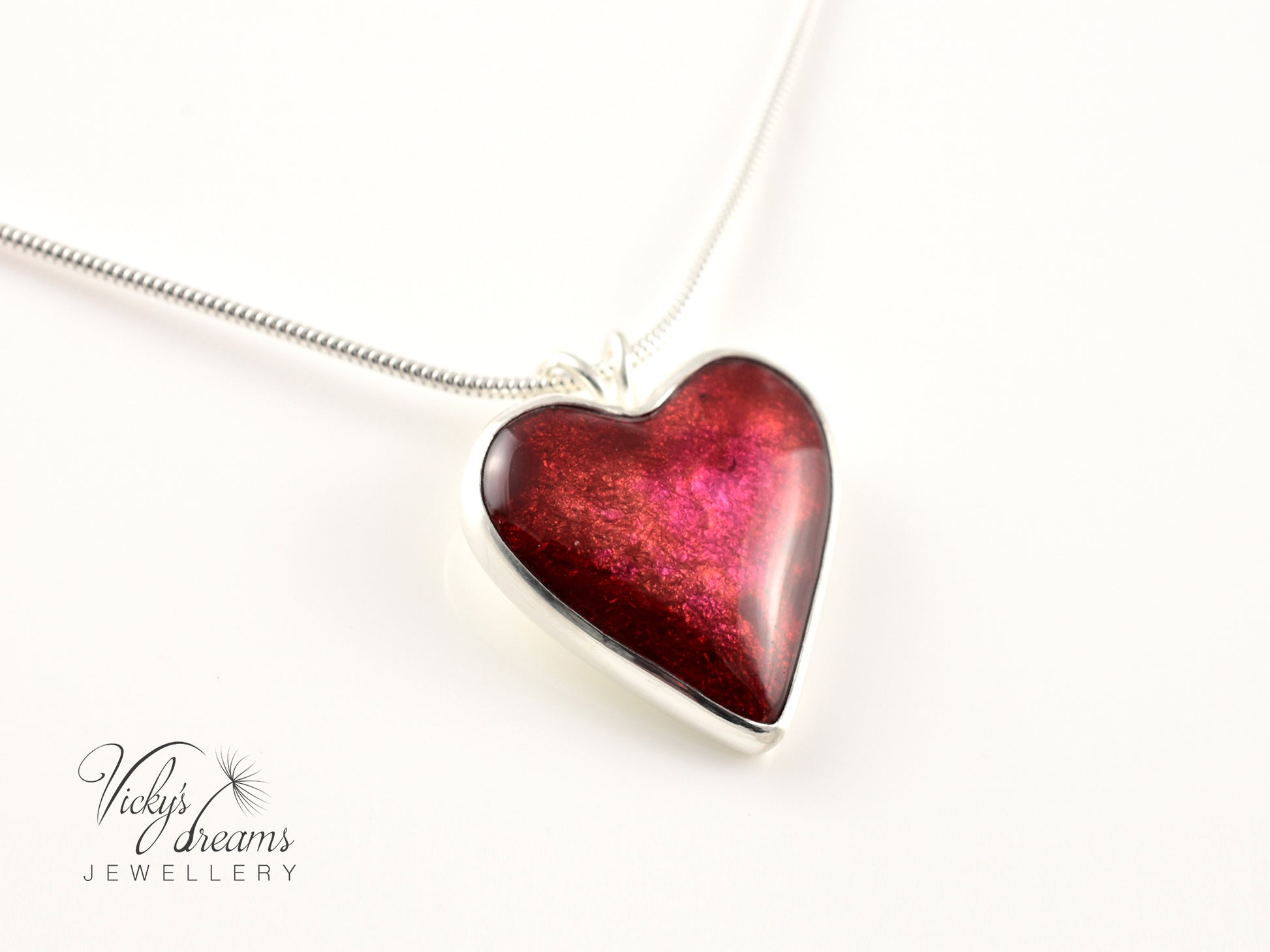 red-heart-enamel-necklace