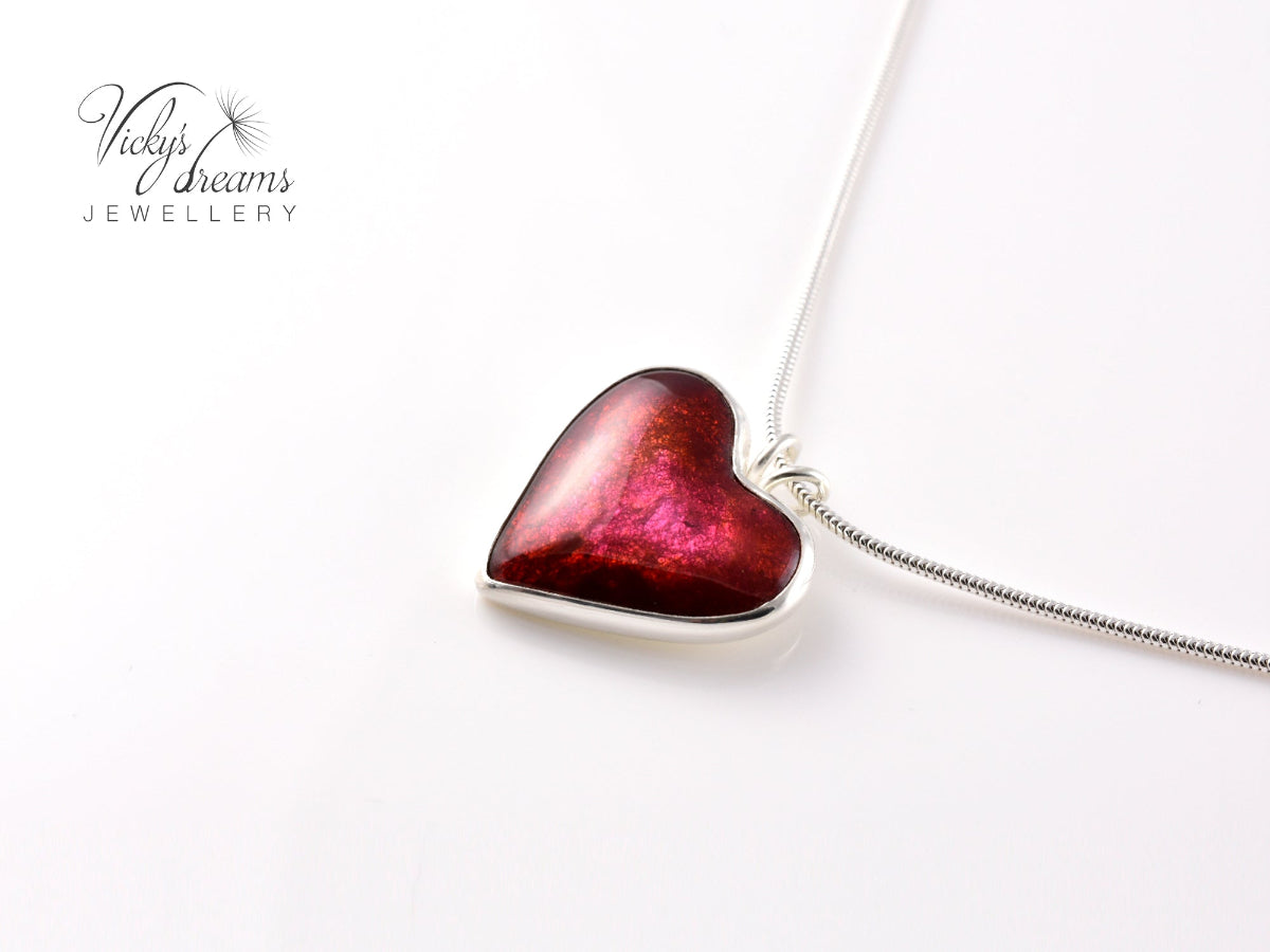 red-heart-enamel-necklace