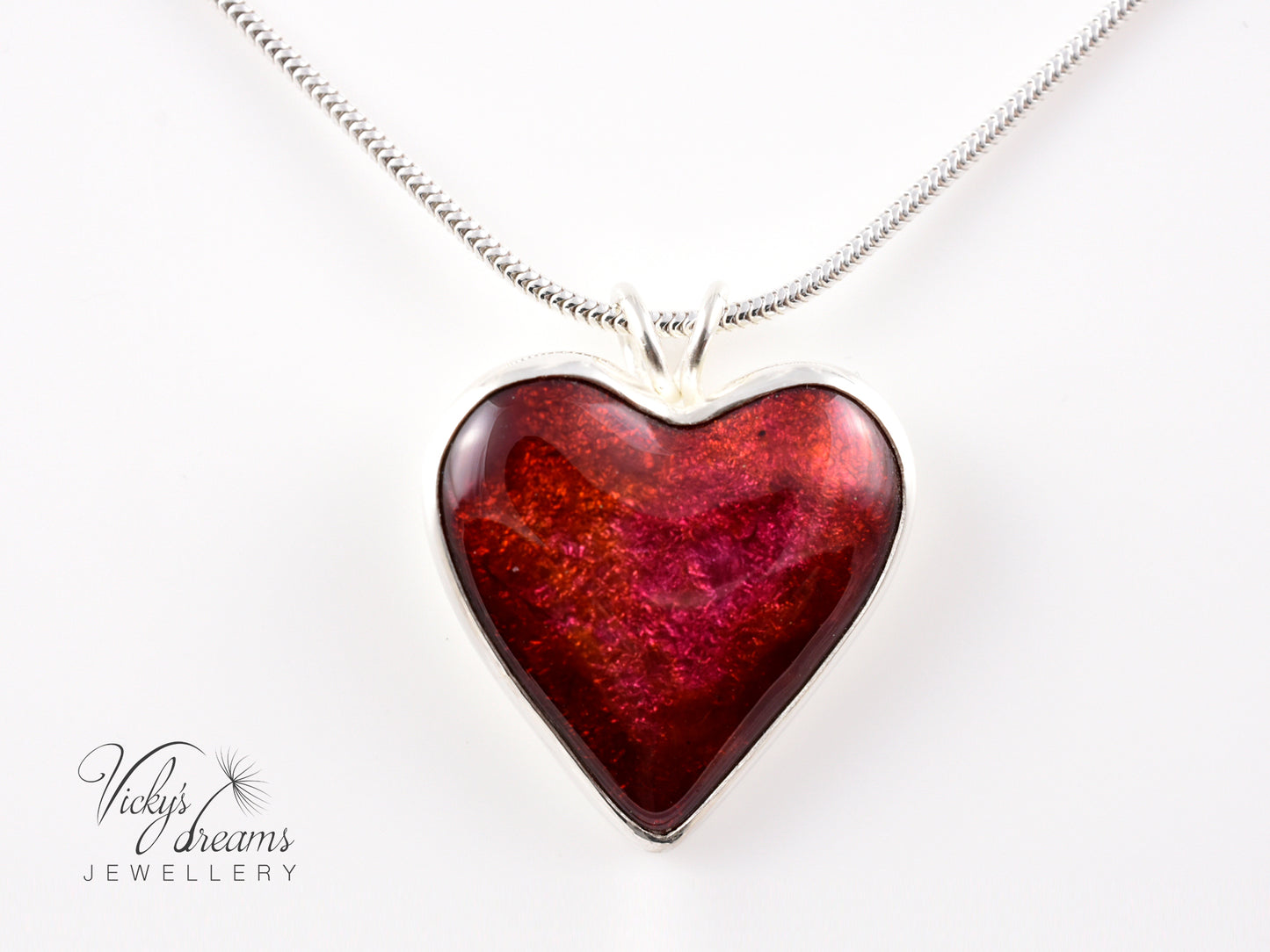 red-heart-enamel-necklace