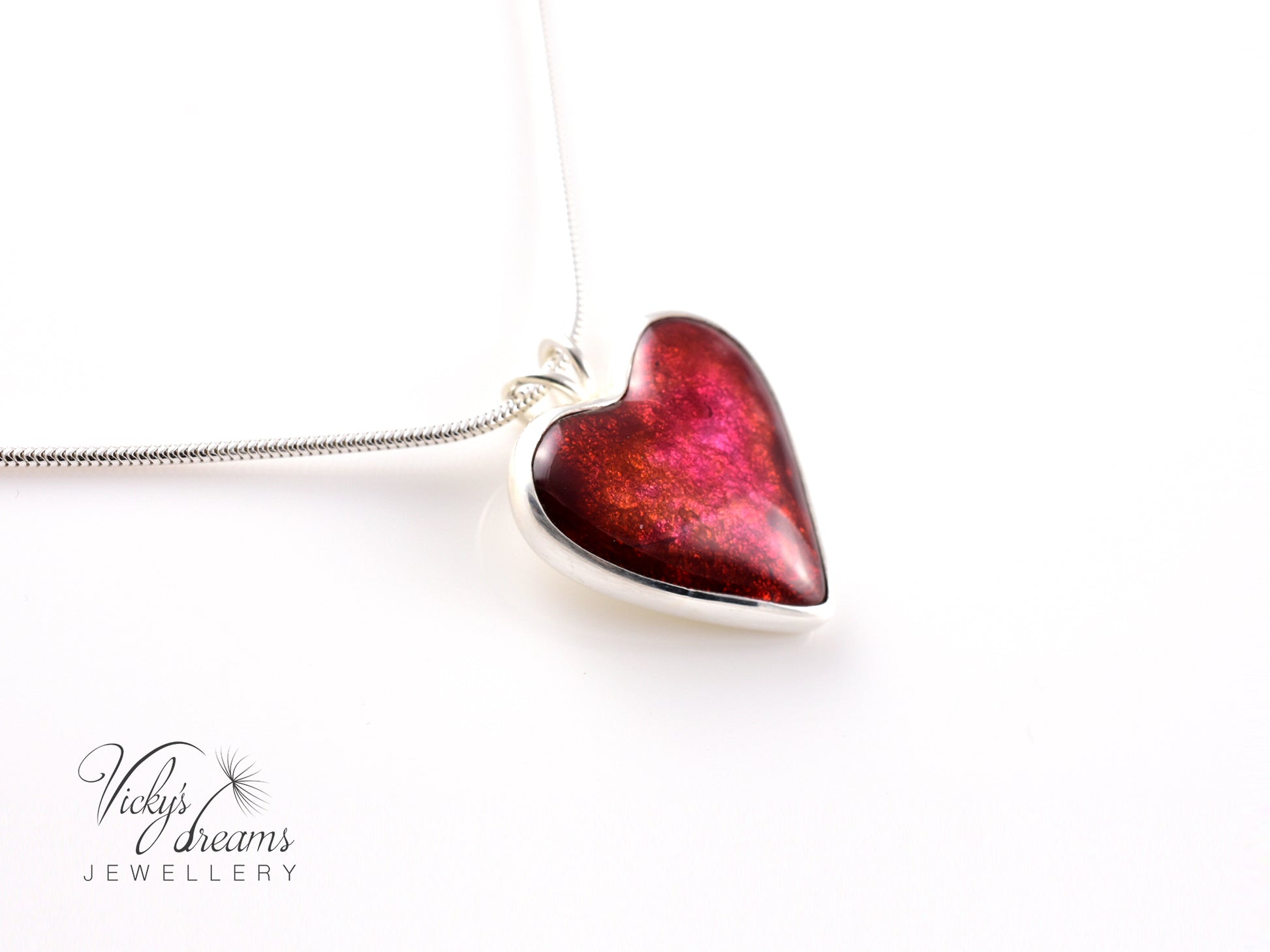 red-heart-enamel-necklace