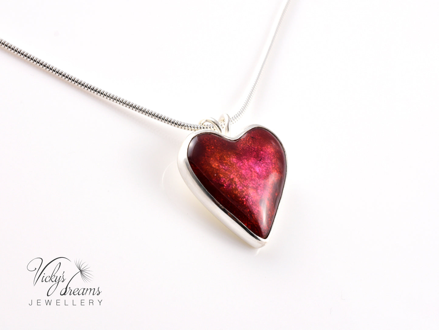 red-heart-enamel-necklace