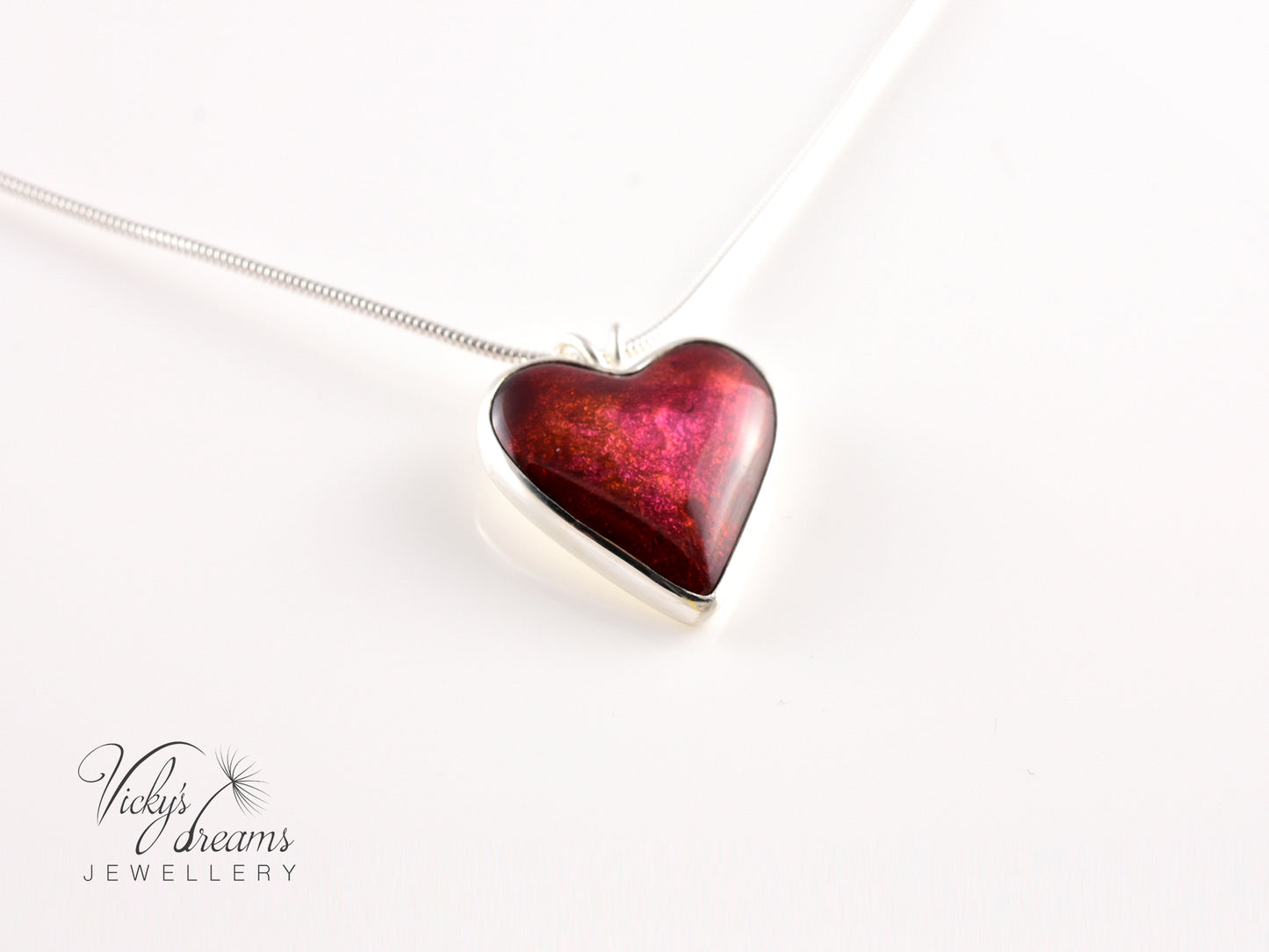 red-heart-enamel-necklace
