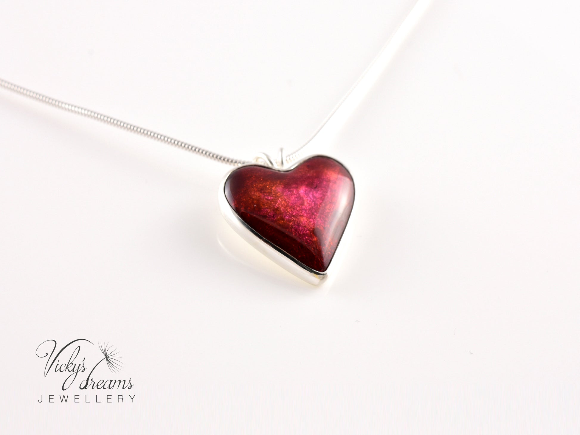red-heart-enamel-necklace