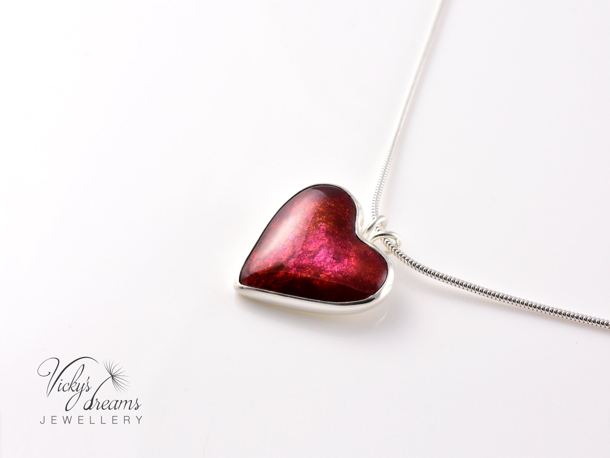 red-heart-enamel-necklace