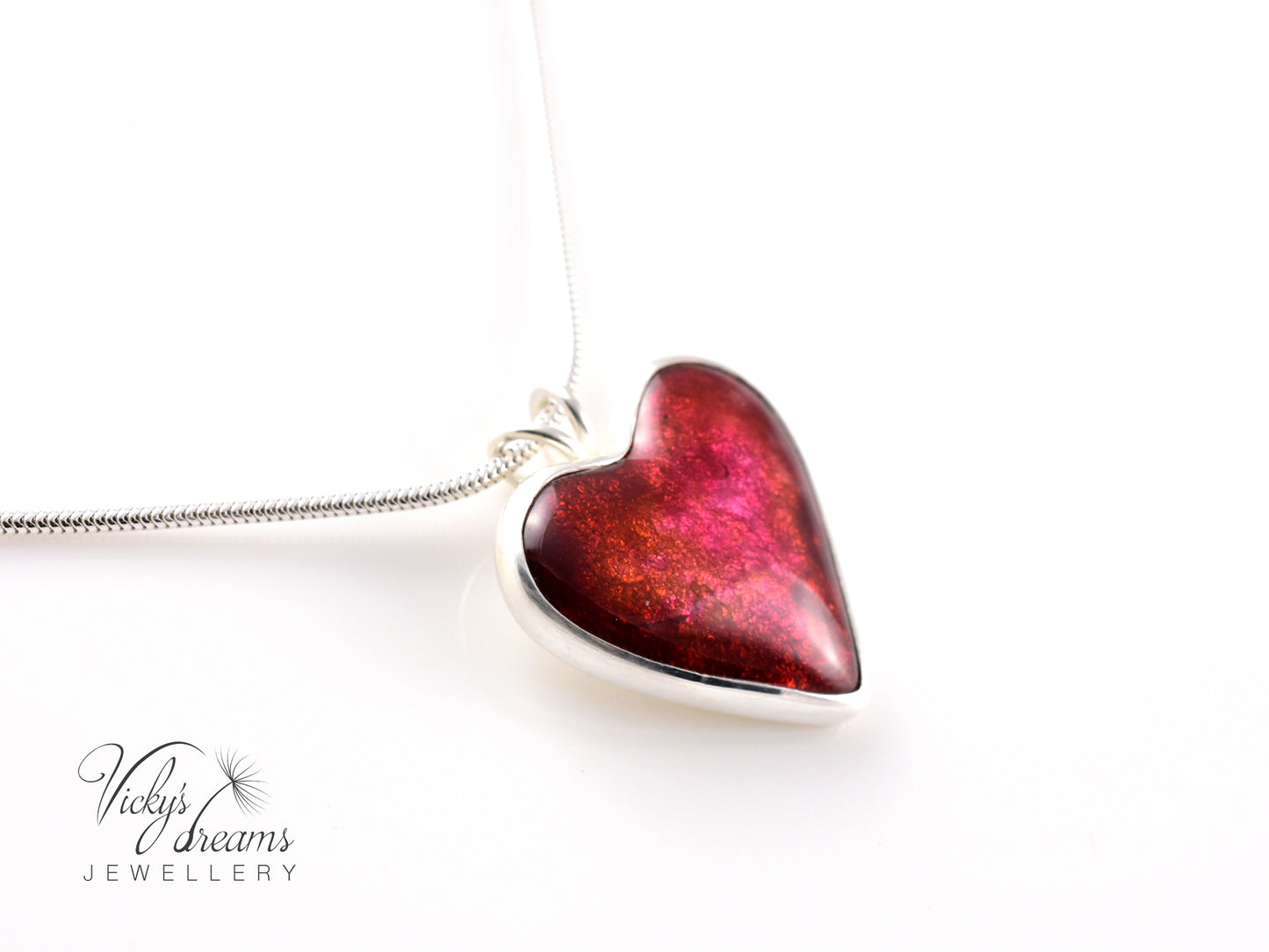 red-heart-enamel-necklace