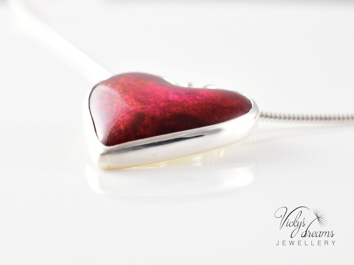 red-heart-enamel-necklace