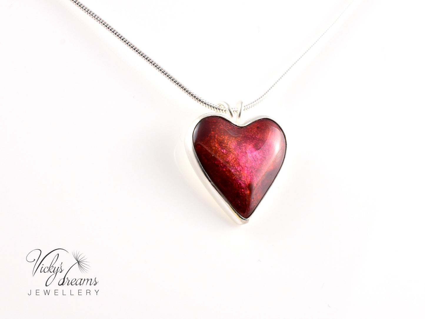 red-heart-enamel-necklace