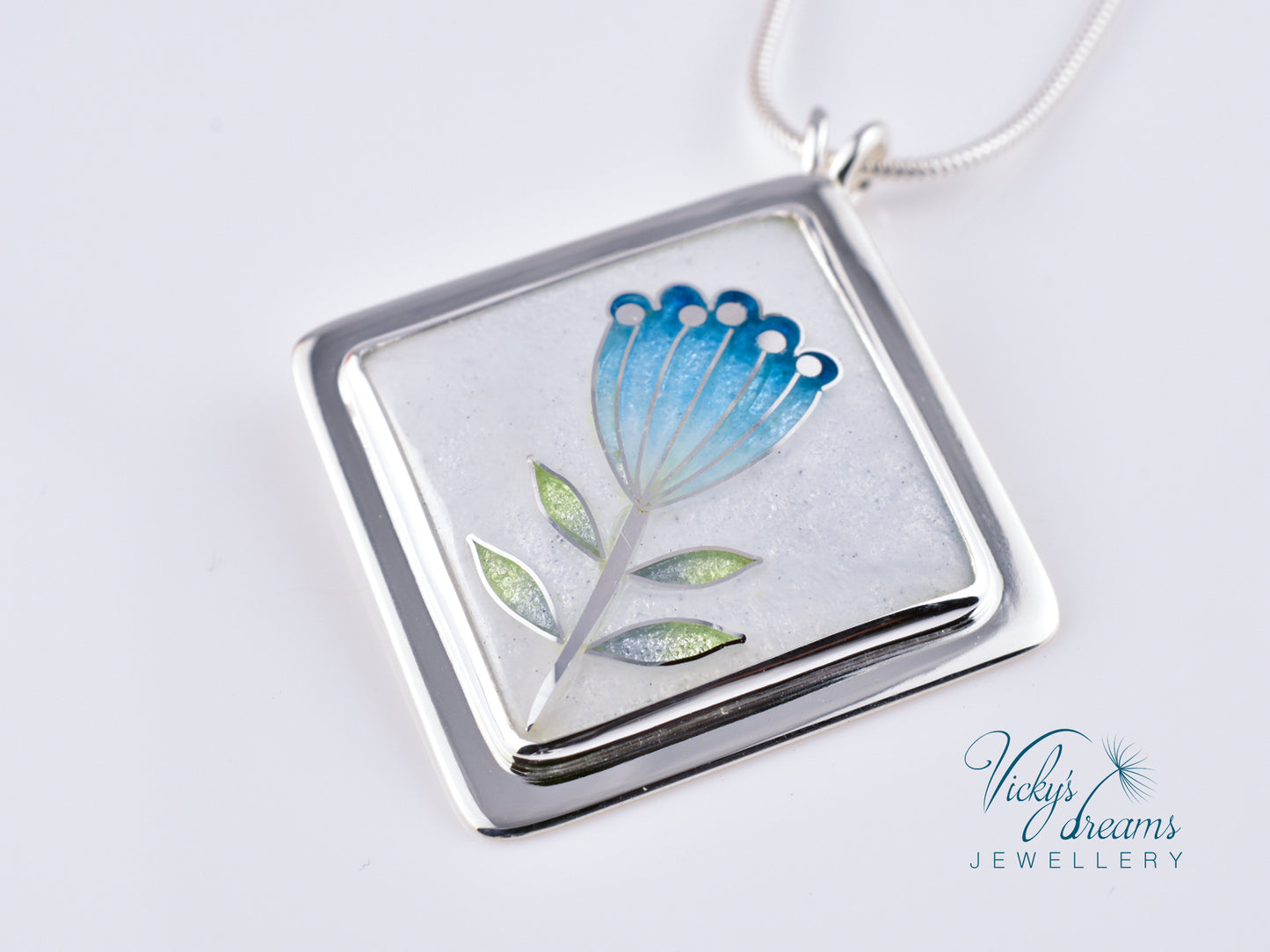 simple  little blue flower Cloisonné enamel pendant
