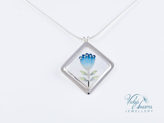 simple  little blue flower Cloisonné enamel pendant