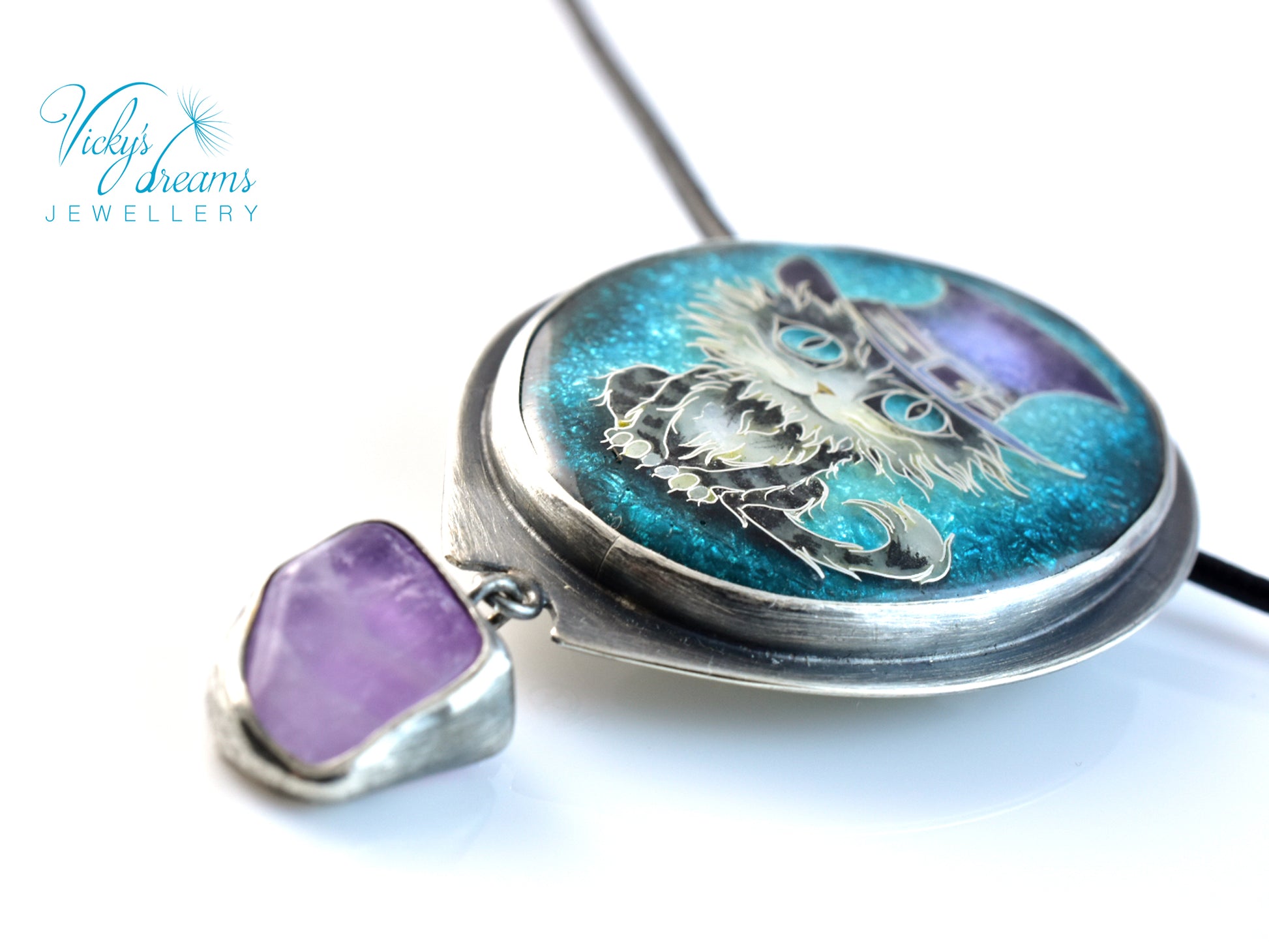Handcrafted tabby cat pendant with cloisonné enamel and amethyst stone