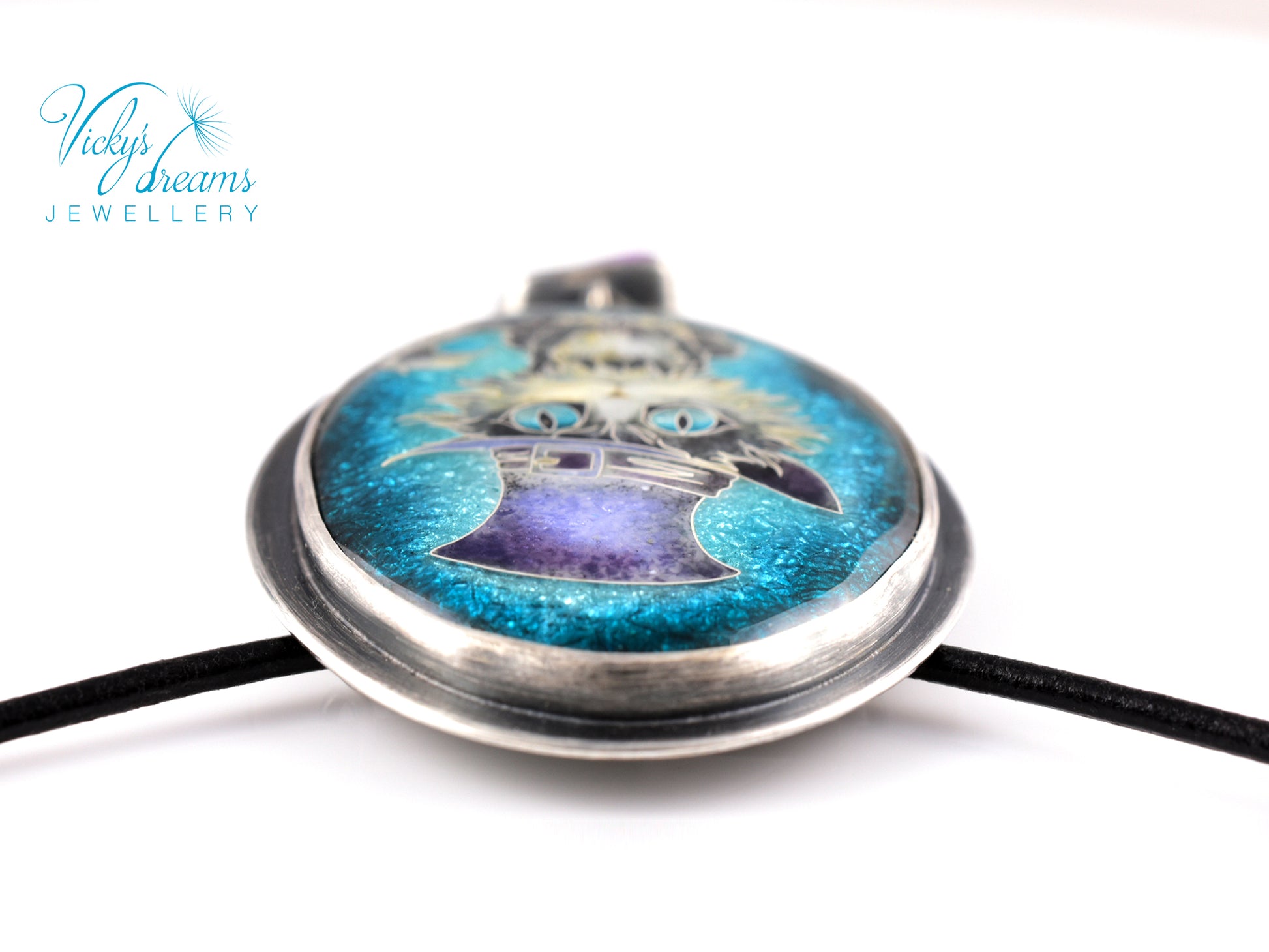 Handcrafted tabby cat pendant with cloisonné enamel and amethyst stone