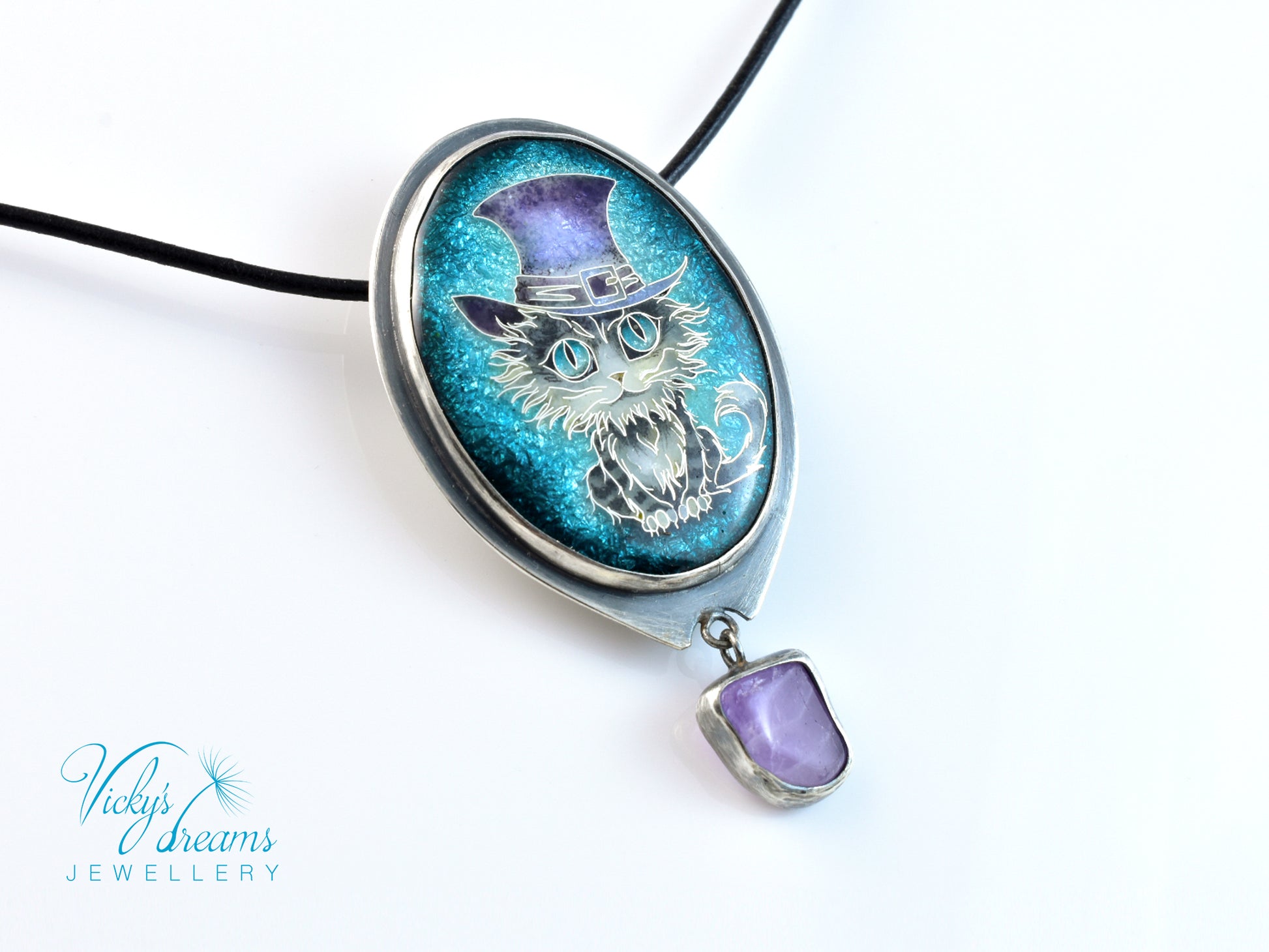 Handcrafted tabby cat pendant with cloisonné enamel and amethyst stone