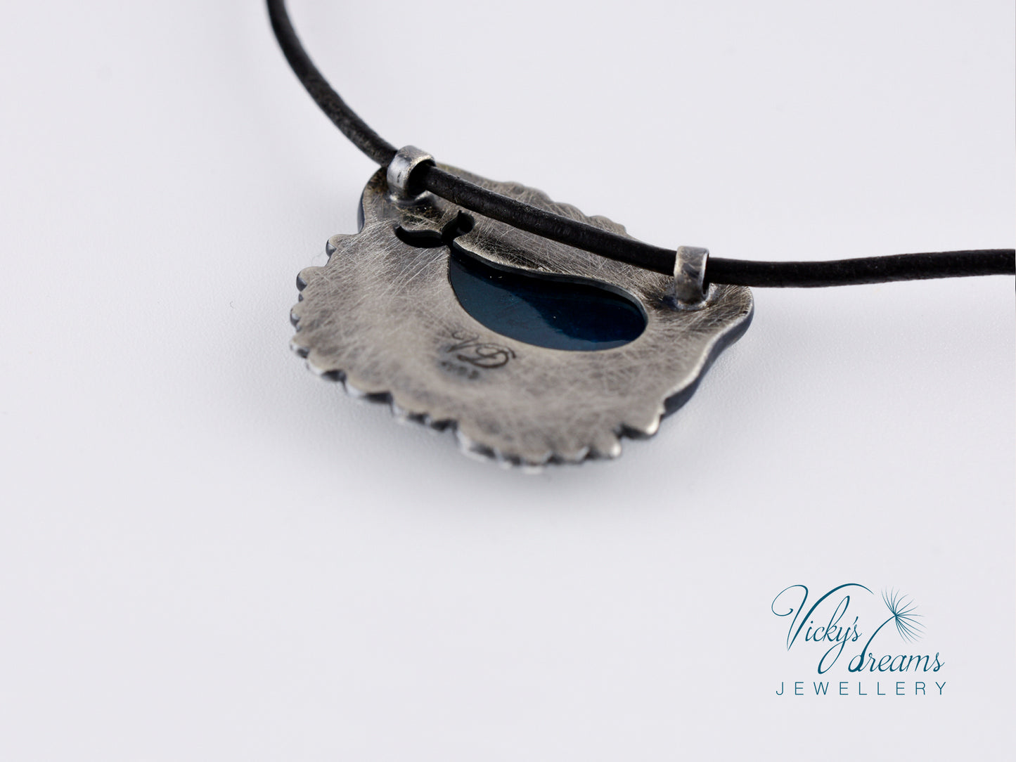 whale-enamel-necklace