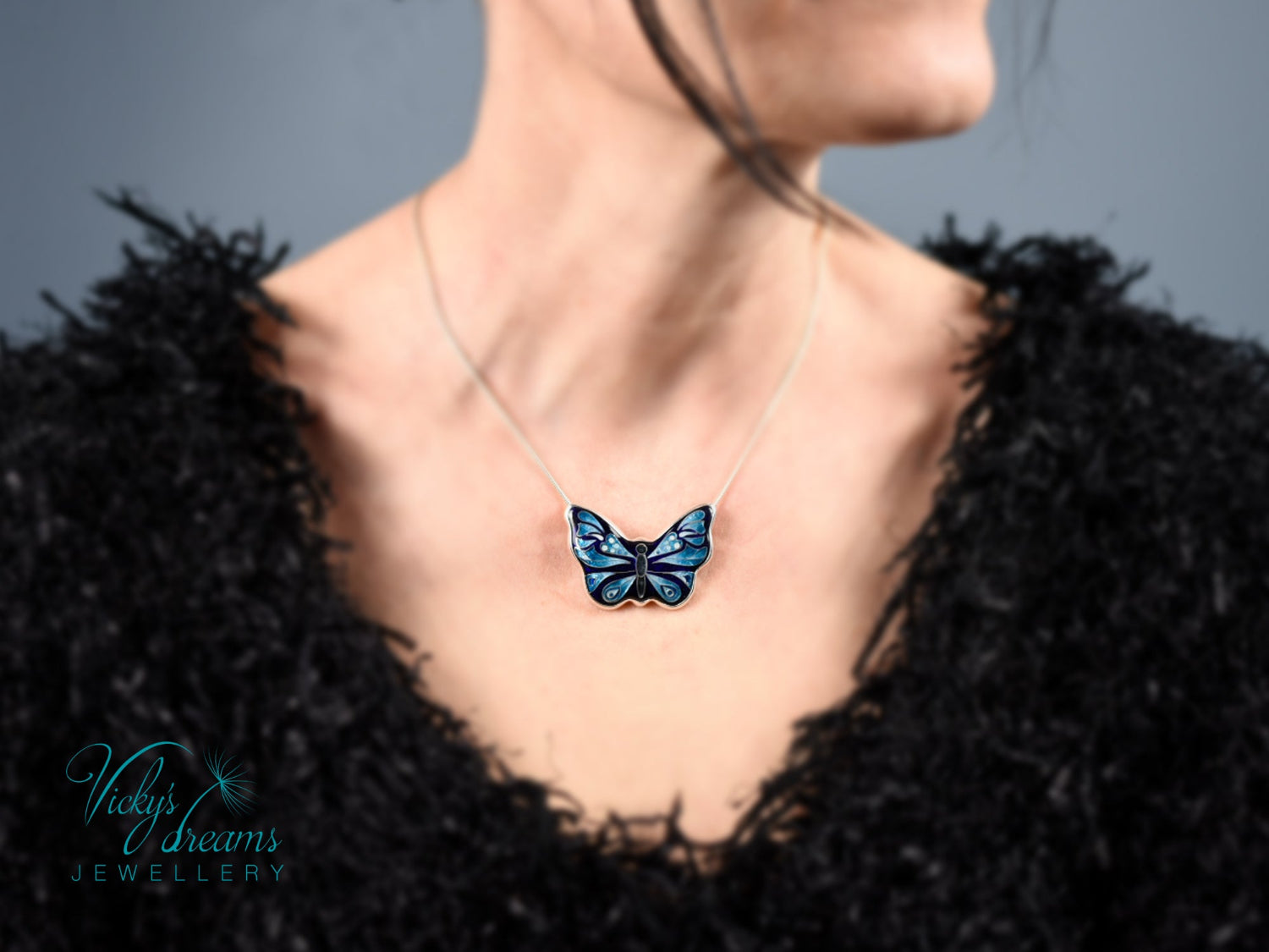 Handmade cloisonné butterfly pendant 