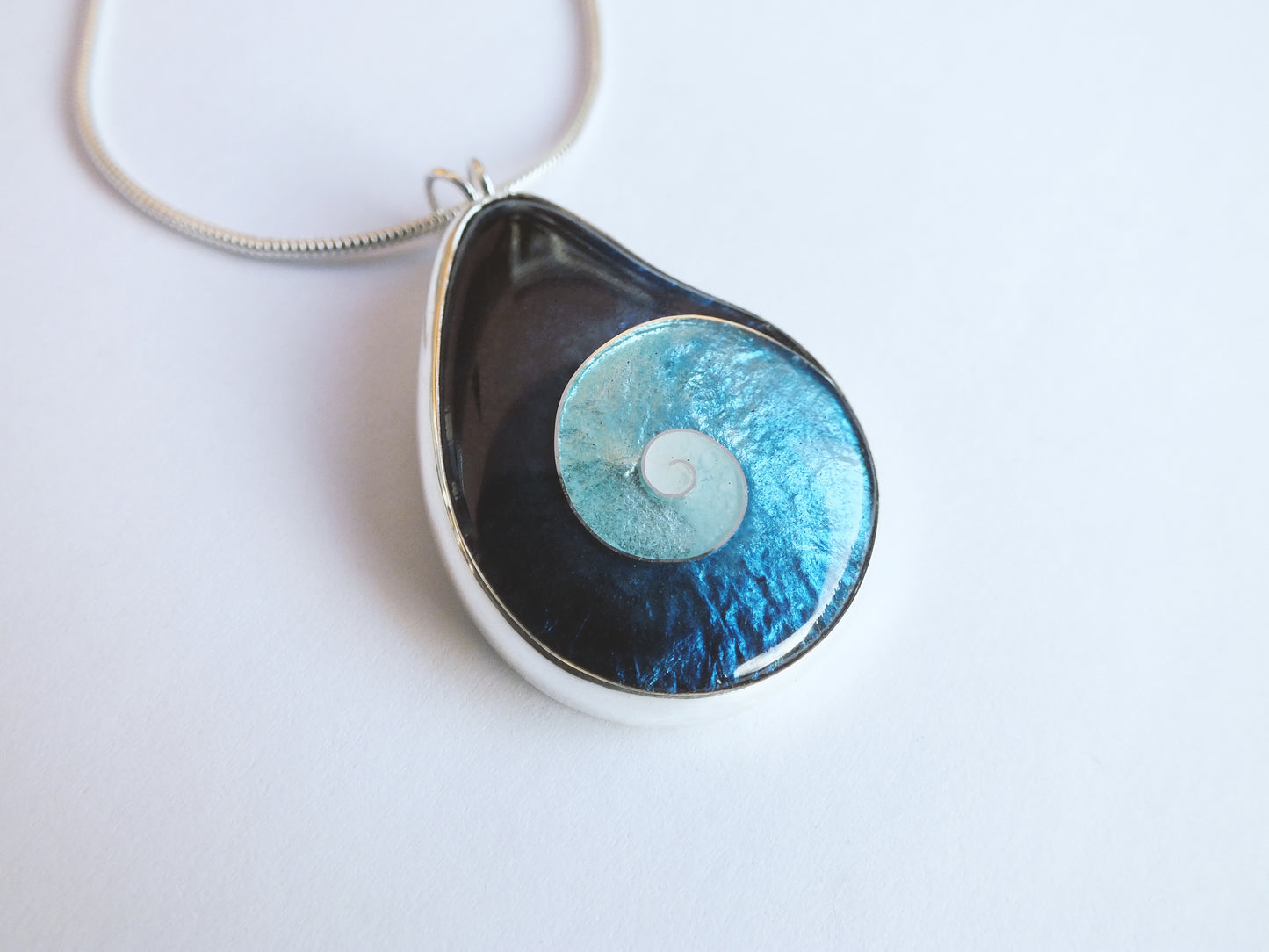 cloisonne-spiral-drop-necklace