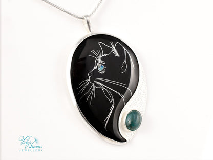 cat pendant, cloisonné enamel, sterling silver, apatite stone