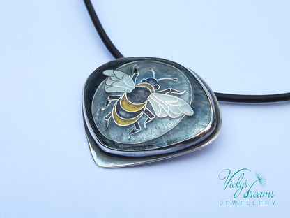 honeybee - cloisonne' enamel pendant