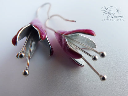 Jewelry with pink and silver enamel   Fuchsia
