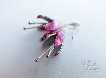 Jewelry with pink and silver enamel   Fuchsia