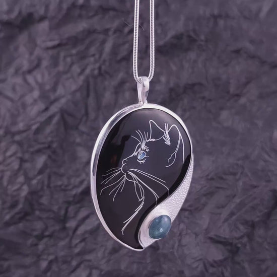 cat pendant, cloisonné enamel, sterling silver, apatite stone