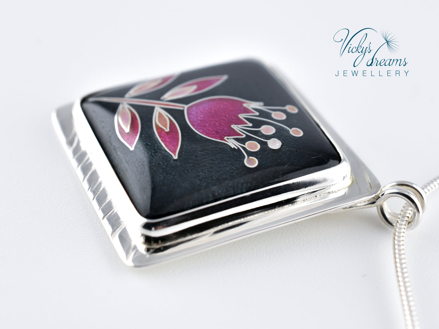 simple  little pink flower Cloisonné enamel pendant