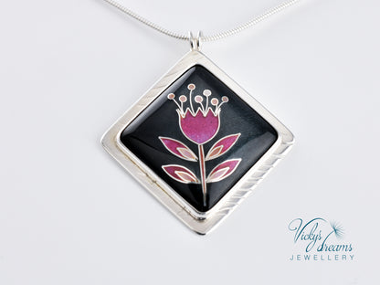 simple  little pink flower Cloisonné enamel pendant