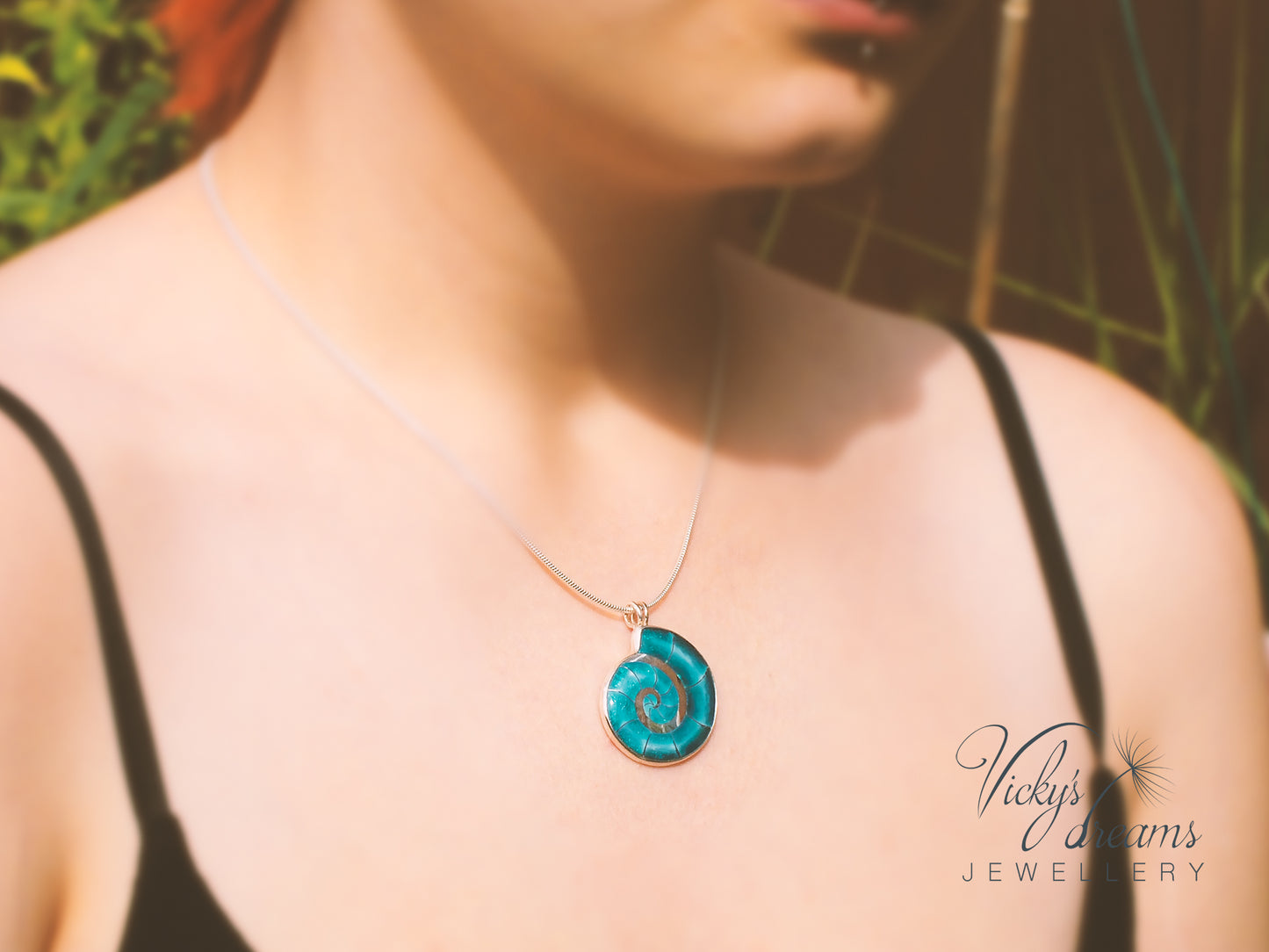 Turquoise blue snail - Cloisonné enamel necklace