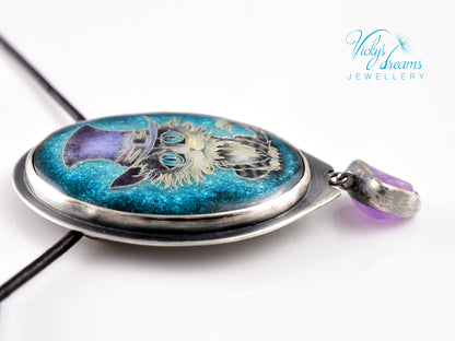 Handcrafted tabby cat pendant with cloisonné enamel and amethyst stone