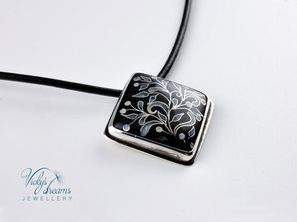vintage style flowers Cloisonné enamel pendant