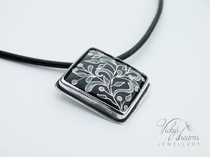 vintage style flowers Cloisonné enamel pendant