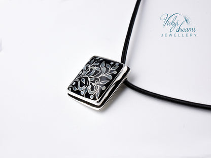 vintage style flowers Cloisonné enamel pendant