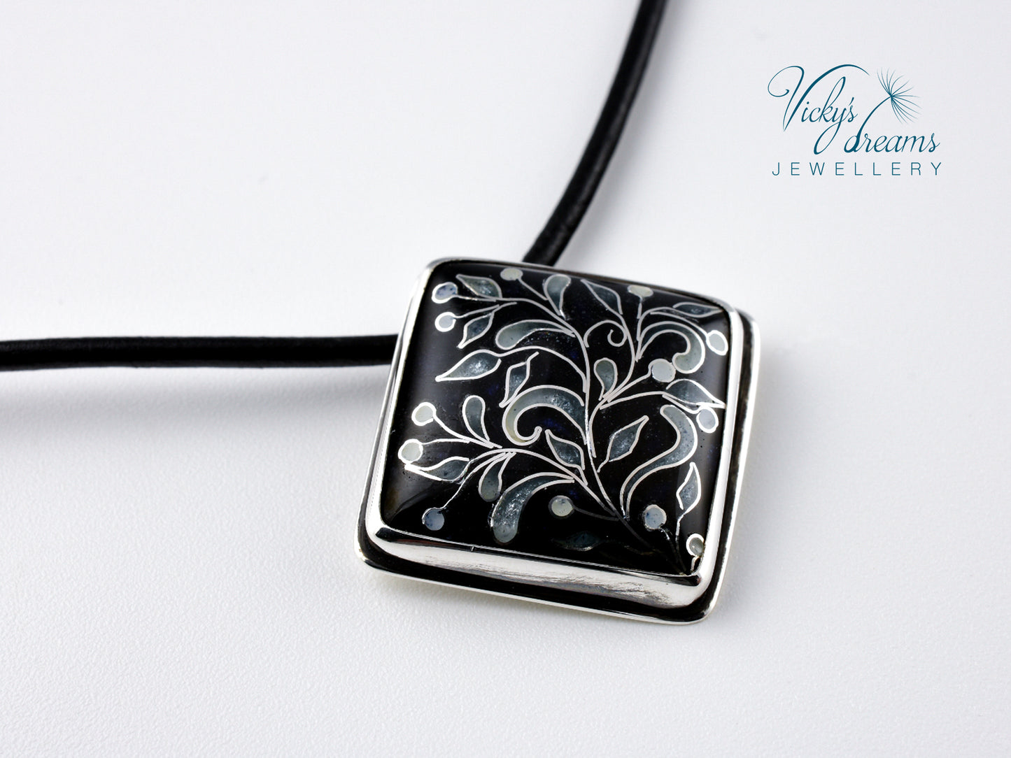 vintage style flowers Cloisonné enamel pendant