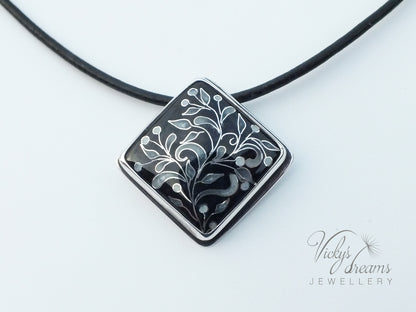 vintage style flowers Cloisonné enamel pendant